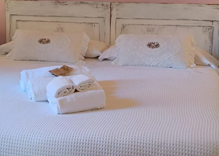 Hotel 4 stelle: Villa Rossella con piscina